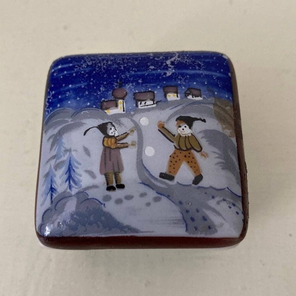 Vintage Minature Reutter Porzellan Porcelain Trinket Box